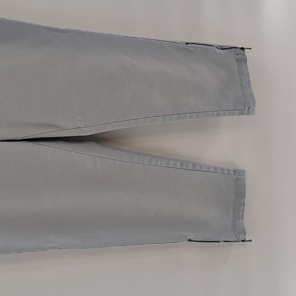 Tinsel Liem Blue Capris with Sleek cropped 30 style zip ankle stretch mid rise - Picture 3 of 10